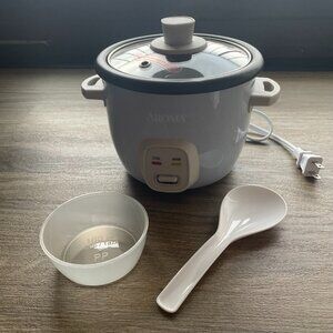4-Cups (Cooked) Rice & Grain Cooker (Aroma brand)  EUC $17